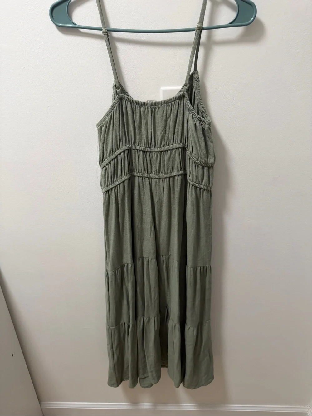 Lightweight Olive Green Tiered Sundress - Sleeveless
